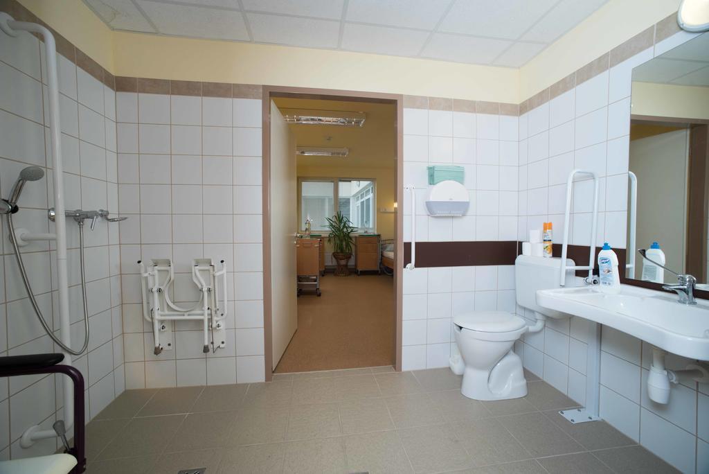 Bed and Breakfast Borbanyai Rehabilitacios Haz Ньиредьхаза Экстерьер фото
